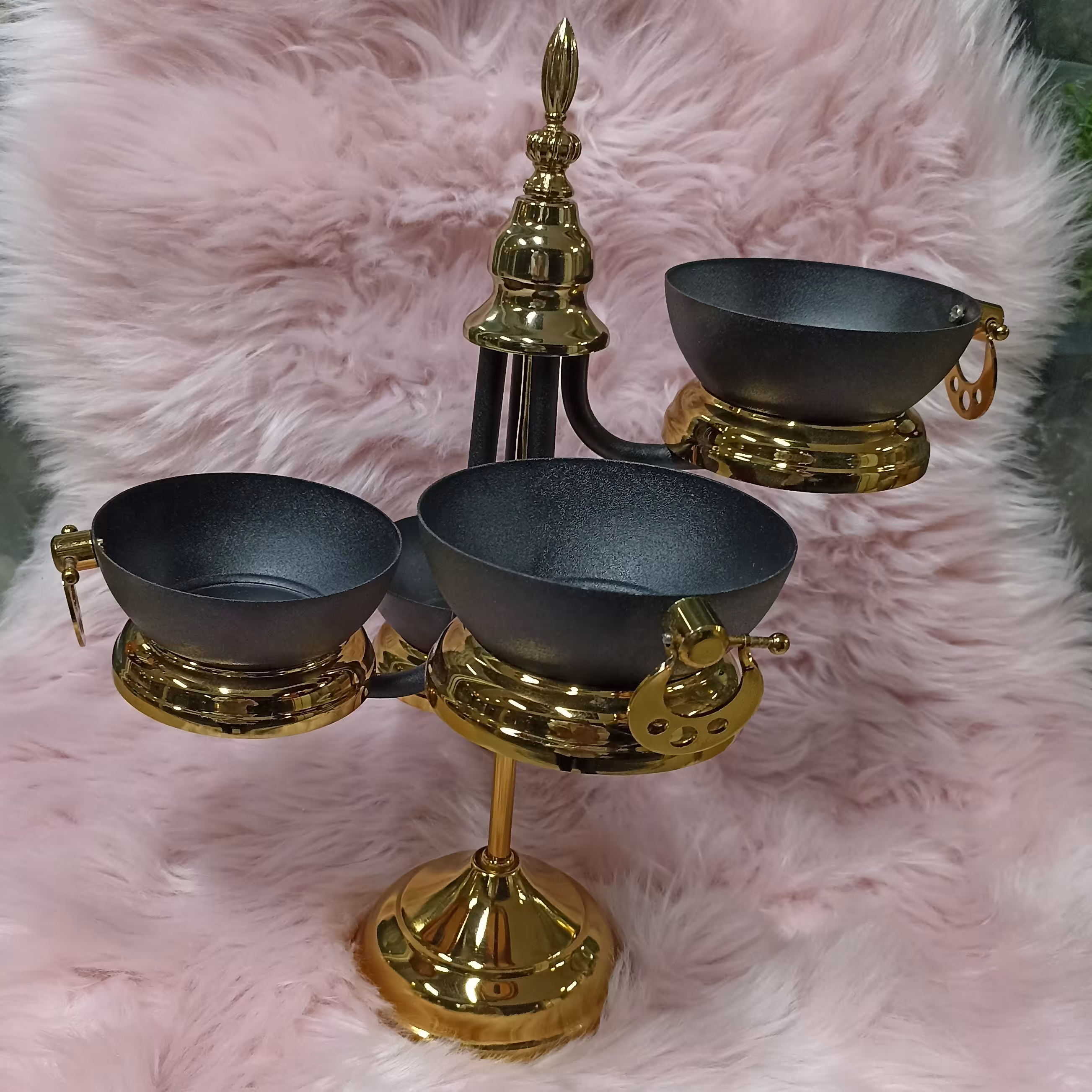 اردو خوری مدل پرستو چهارپیاله طلایی مشکی