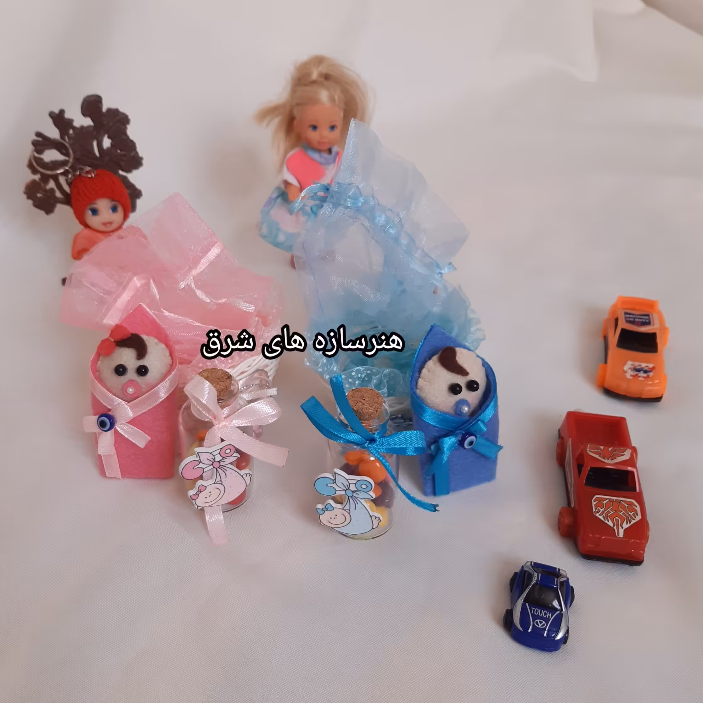 گیفت نوزادی و تولد در طرح دخترونه و پسرونه