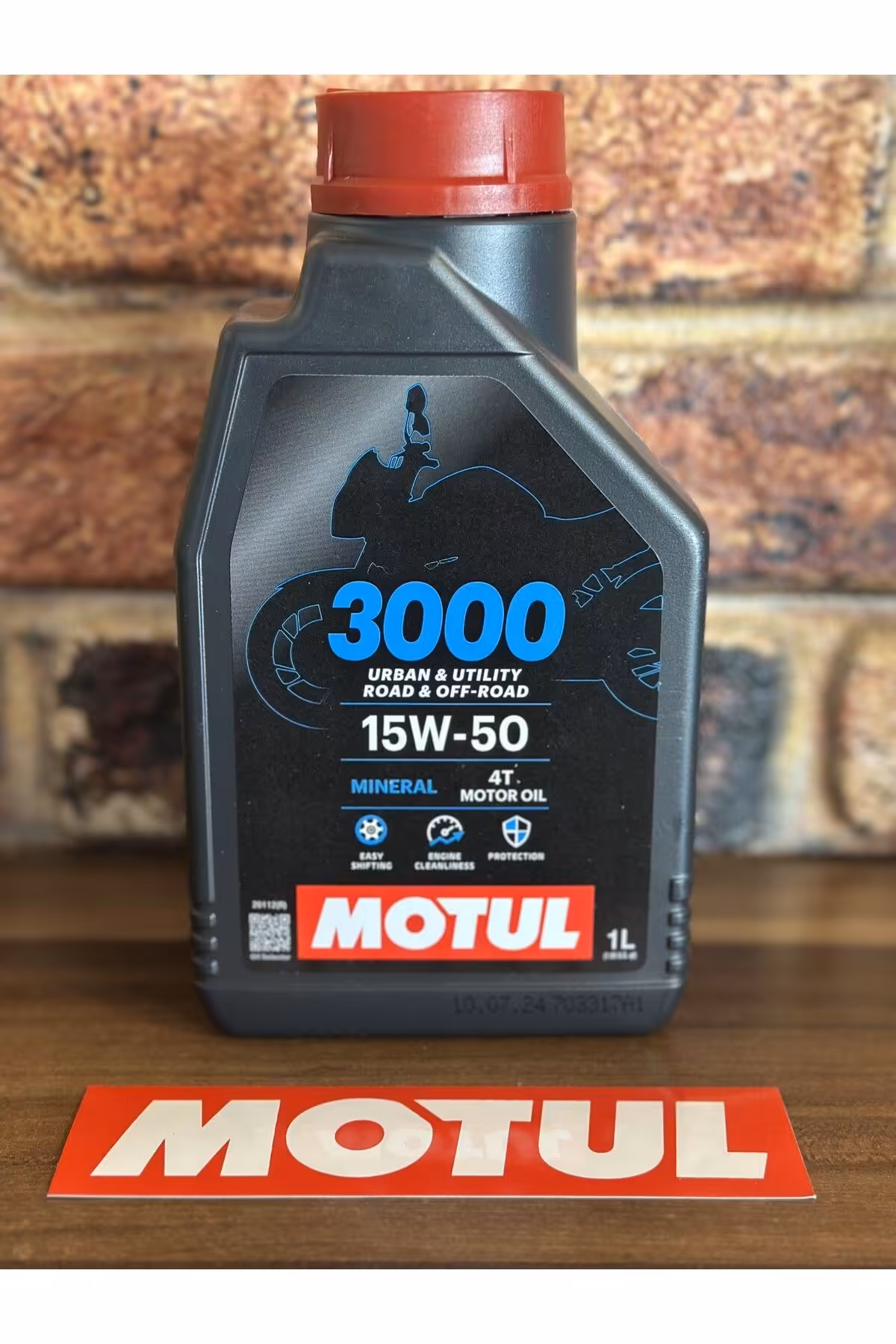 روغن و مکمل موتور 3000 15W 50 معدنی 1 لیتری سری جدید Motul