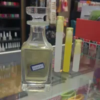 عطر خالص آکوابلغاری لطفا قبل از خرید قسمت توضیحات را مطالعه کنید