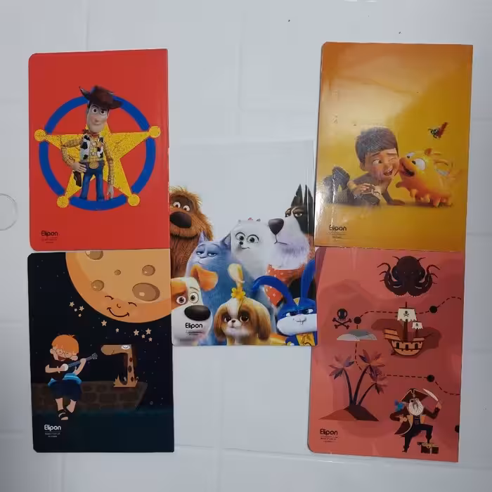 دفتر 40 برگ  تک خط ته چسب جلد گلاسه طرح پسرانه الیپون آساناپخش 