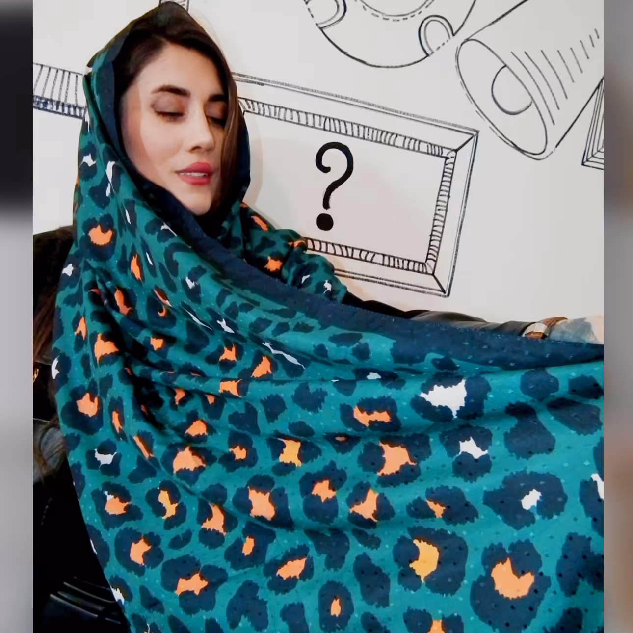 شال سبز پلنگی