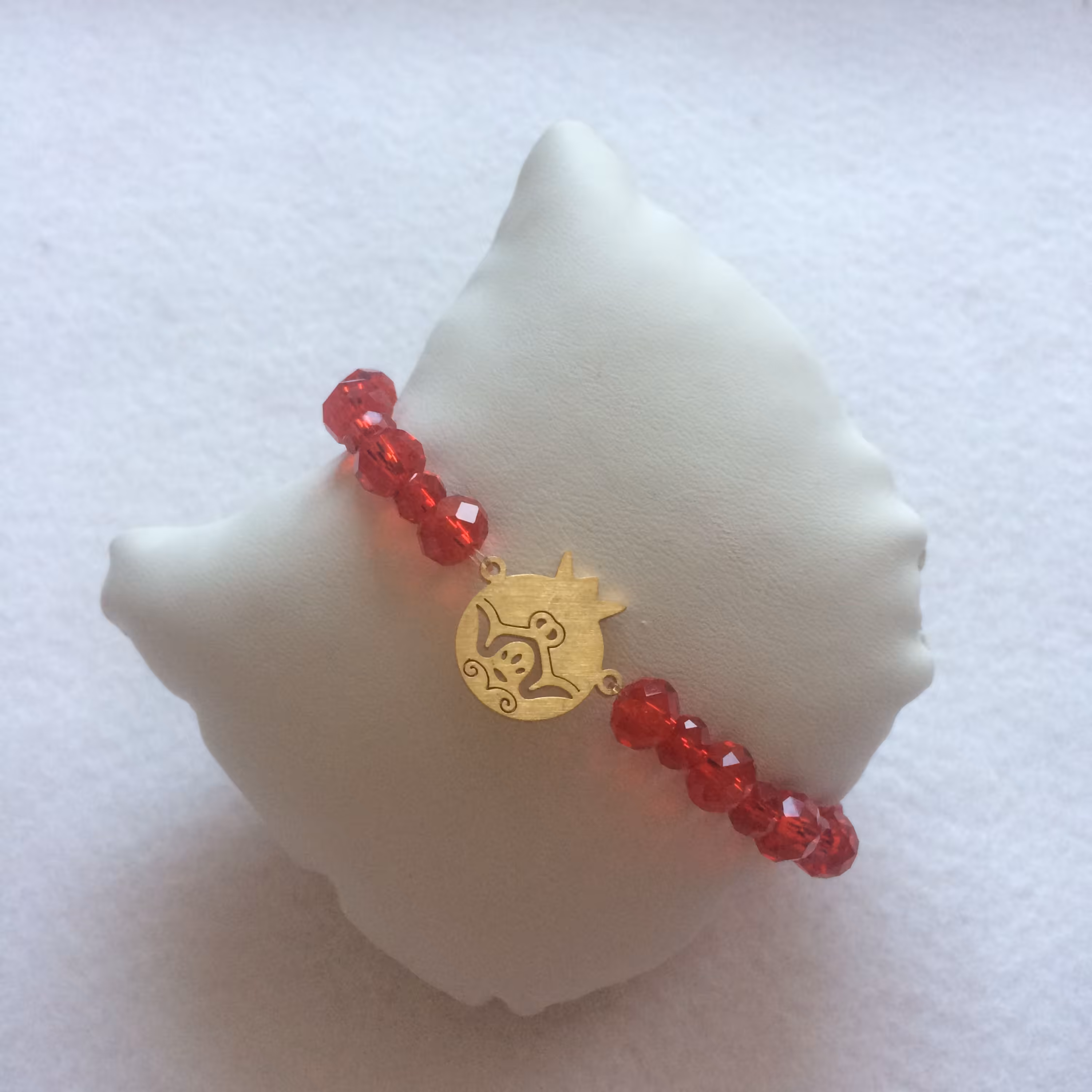 دستبند کشی مهره کریستالی شفاف قرمز و انار کالکشن یلدا زرین ساز