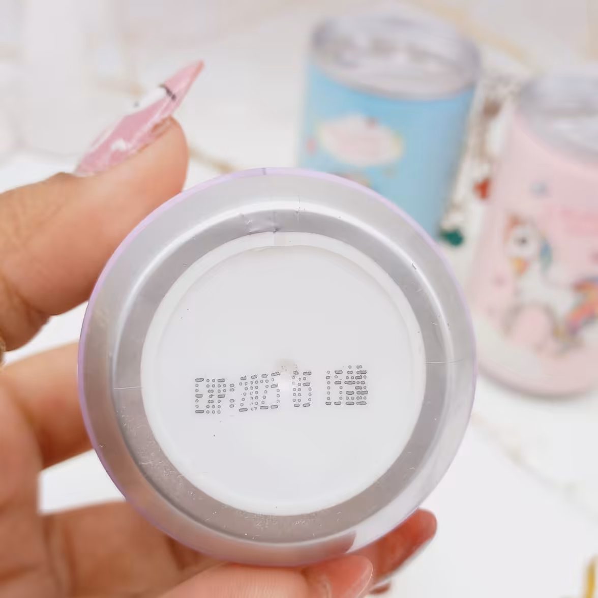 دستمال مرطوب قوطی دایره ای طرح اسب تک شاخ وارداتی و باکیفیت