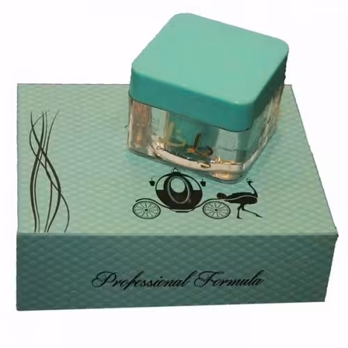 کرم پانا حاوی عصاره ی روغن شترمرغ