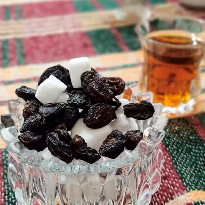 مویز شاهانی 2 کیلویی درشت و دیم نگین دشمن زیاری