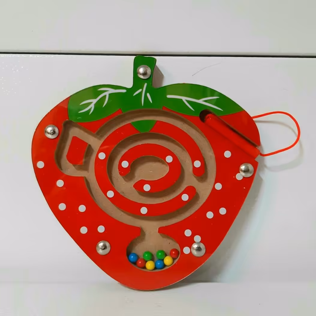 ماز مگنتی حیوانات طرح توت فرنگی ( سدای شاد)