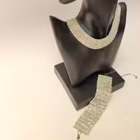 نیم ست 2 تکه دستبند و گردنبند کریستالی دست ساز