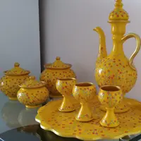 ست گلاب پاش  و پا سماوری  نقطه کوبی شده،رنگ زمینه زرد،باقابلیت شستشو،قابل سفارش در هر طرح و رنگی،بسیار زیبا و شیک