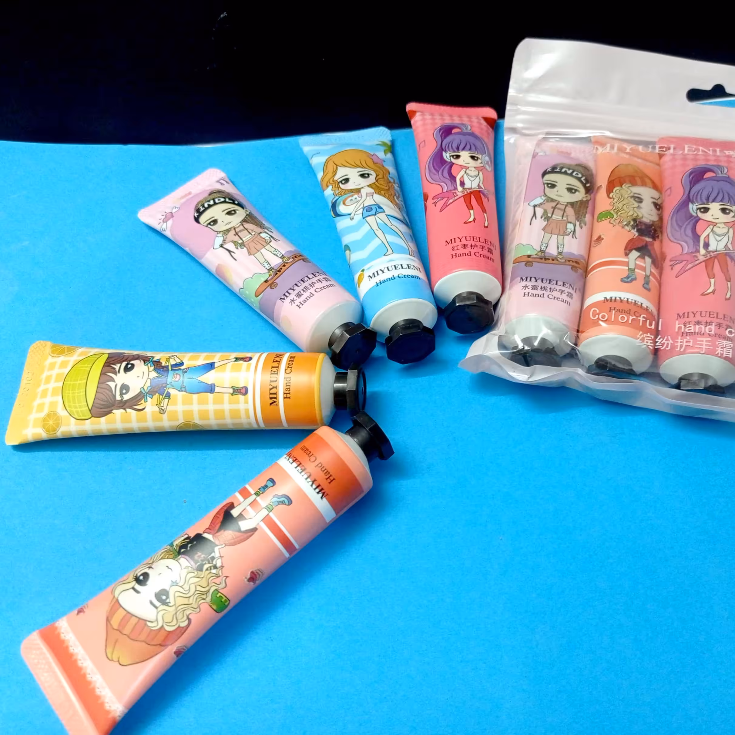 کرم های آبرسان  30 گرمی پک پنج تایی پس کرایه