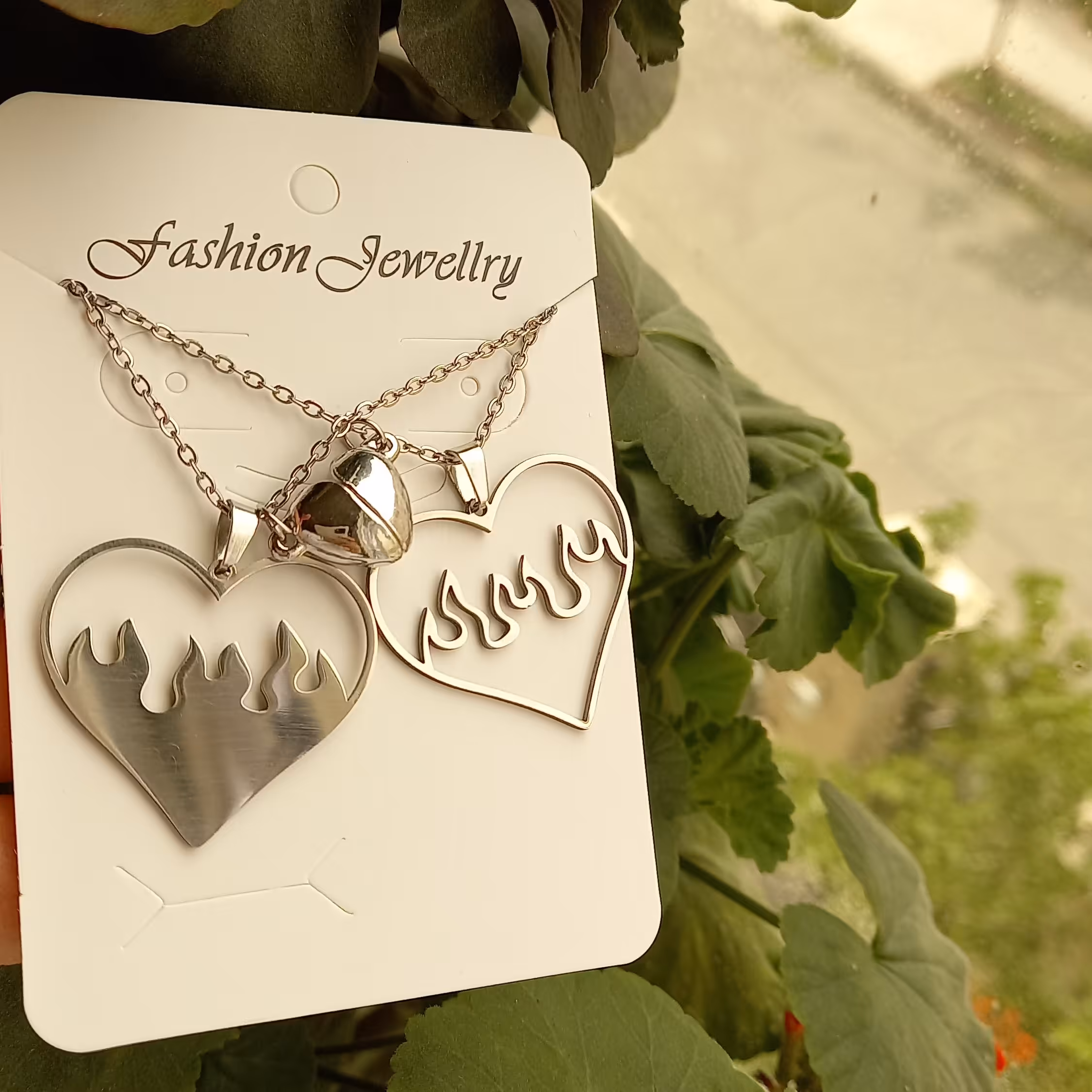 گردنبند ست قلب  آتیشی گردنبند ست قلب گردنبند قلبی گردنبند قلب میسوزم گردنبند قلب استیل