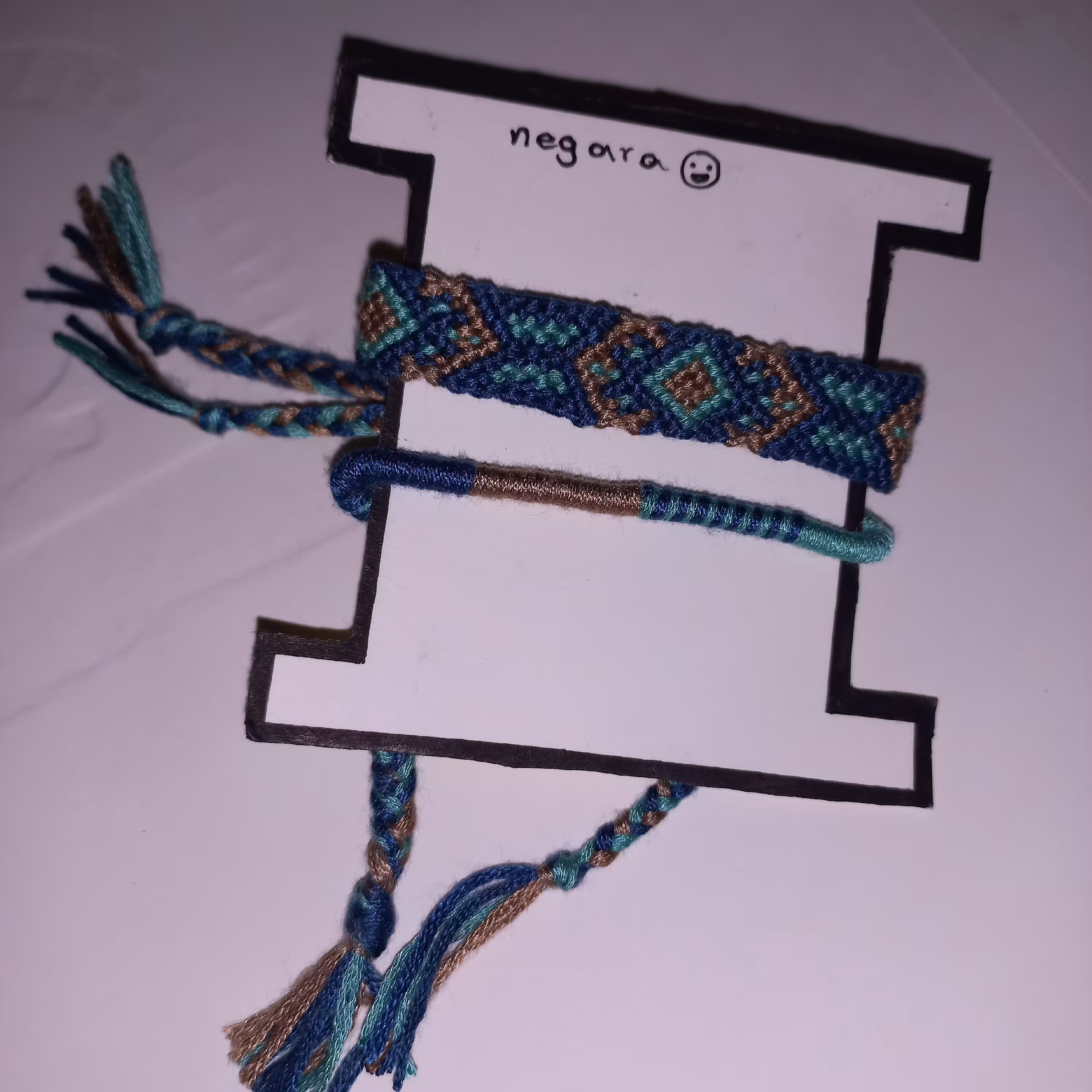 دستبند دوستی نگارا  در اندازه 12 در 1 سانتی متری به همراه یک دستبند  12 سانتی متری 