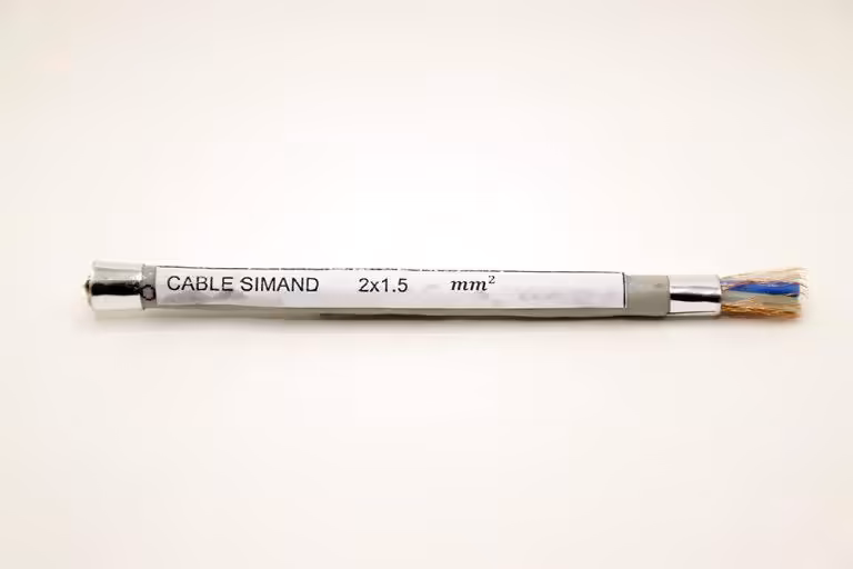 کابل مفتولی مس 2 در 1 و نیم سیمیا (600/1000V)