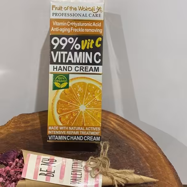 کرم دست ویتامین سی ووکالی