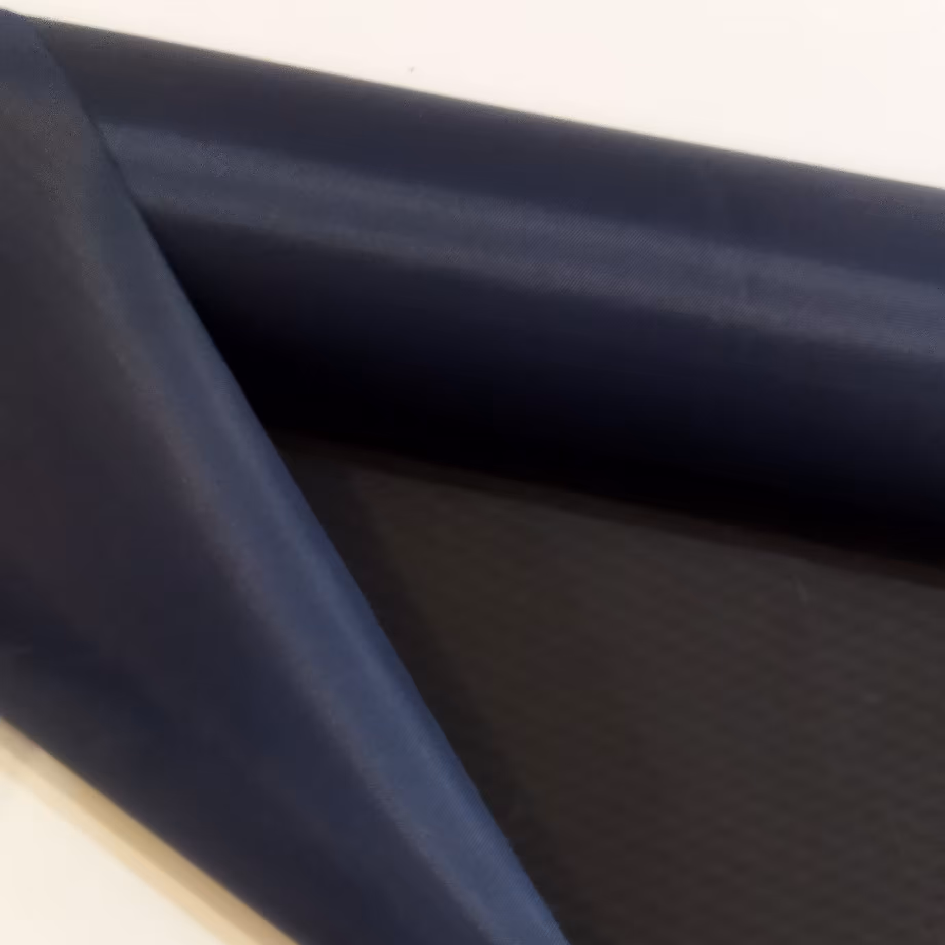 پارچه واتر  کیف و چمدان خارجی درجه یک عرض 140 سانت رنگ سورمه ای  آرین کاور