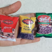 دوعدد حبوبات و یک عدد لیمو