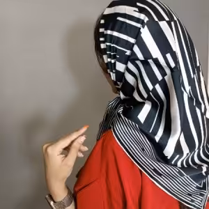 روسری سفید مشکی توییل ابریشم قواره 120
