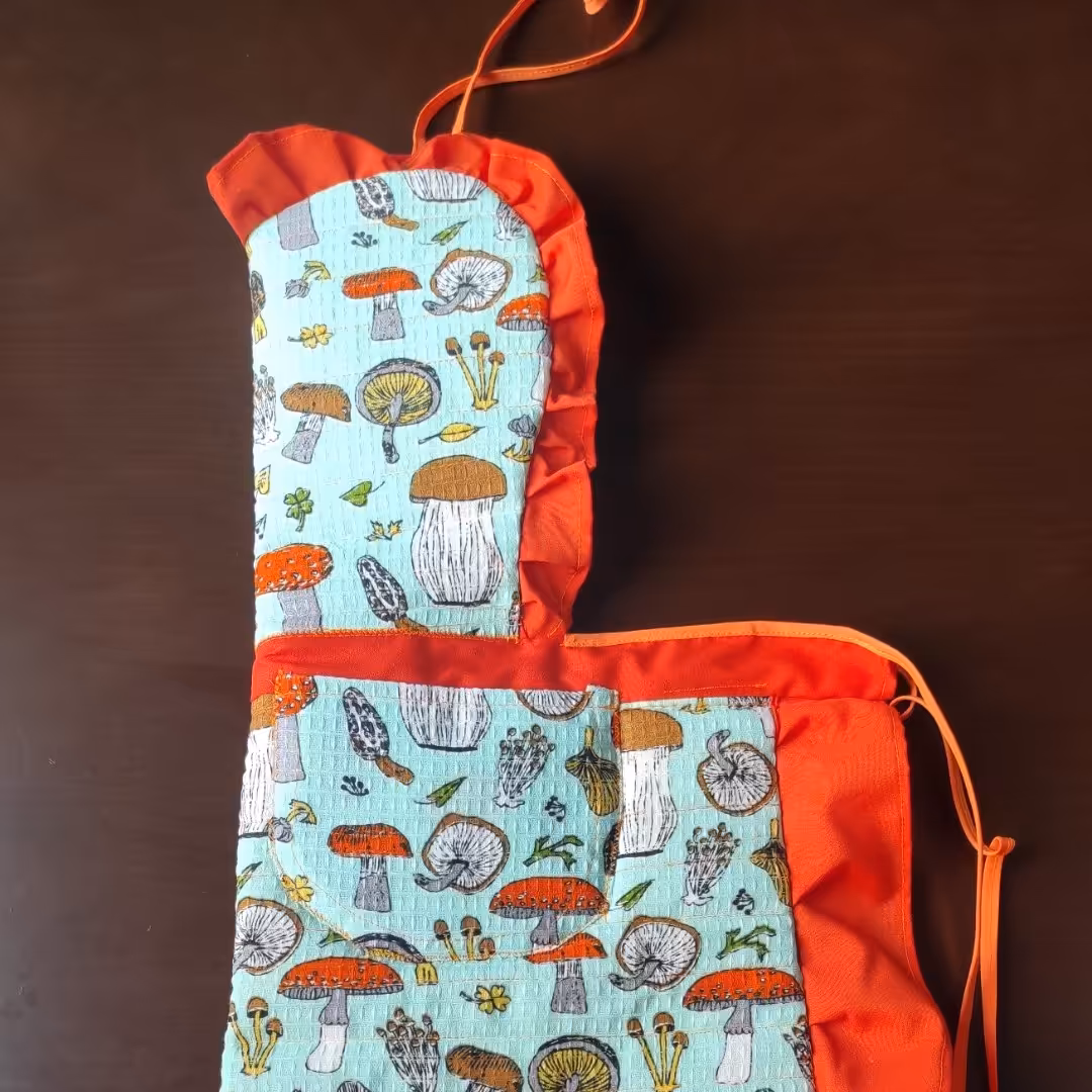 پیش بند آشپزخونه