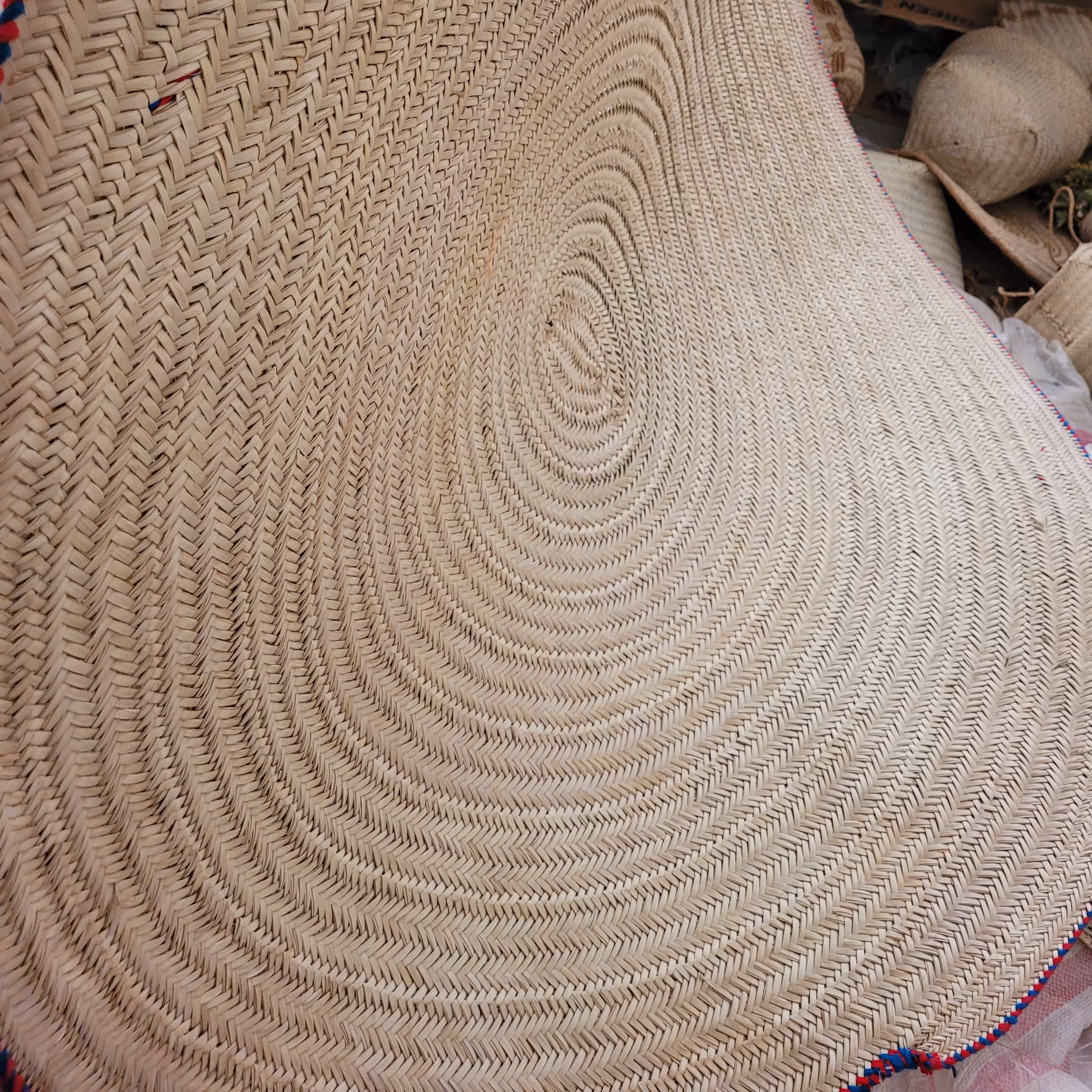 سفره حصیری بزرگتراز1.5متری