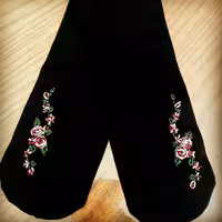 جوراب گلدوزی با دست طرح132