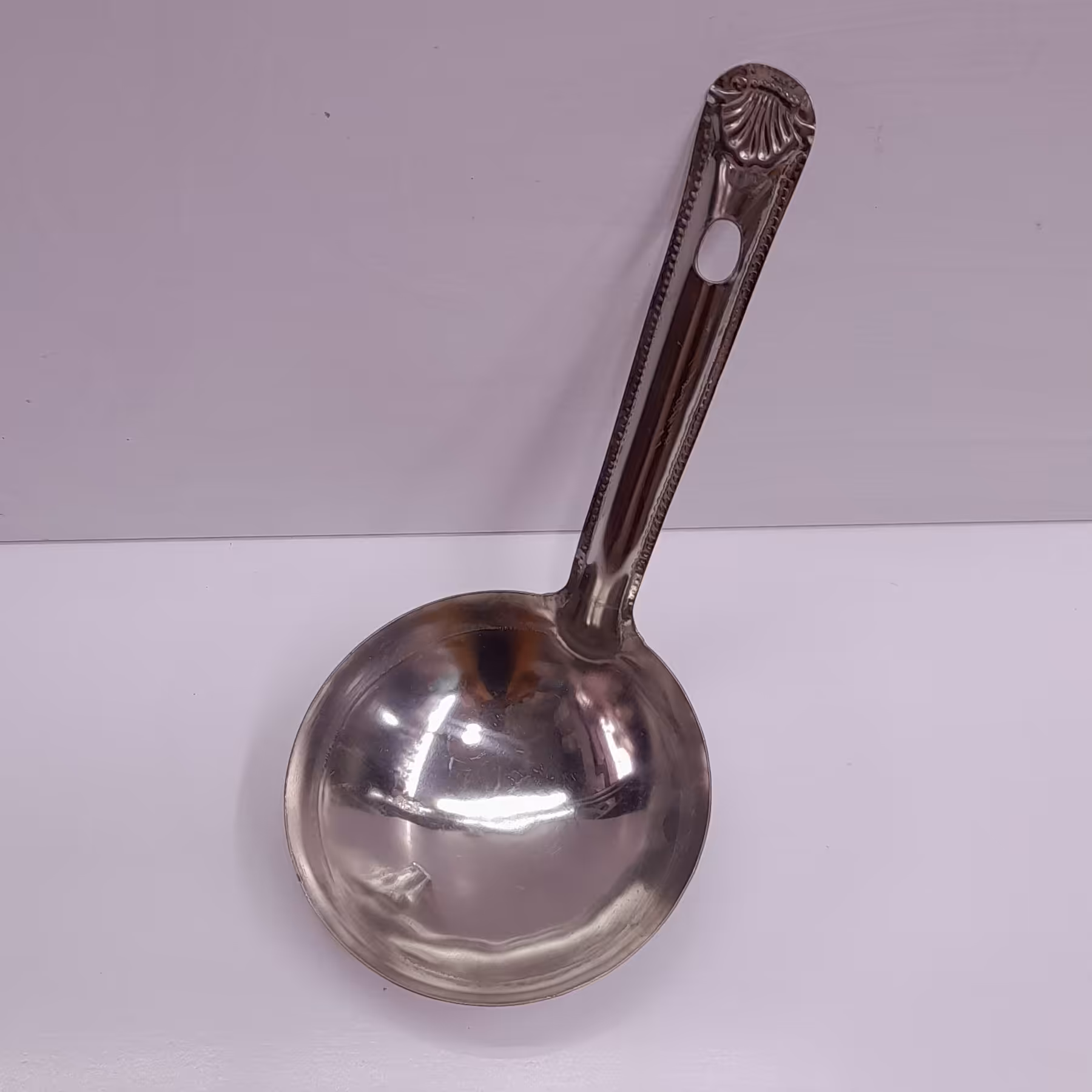 ملاقه سایز بزرگ دسته کوتاه در پلاسکو خورشید شب 