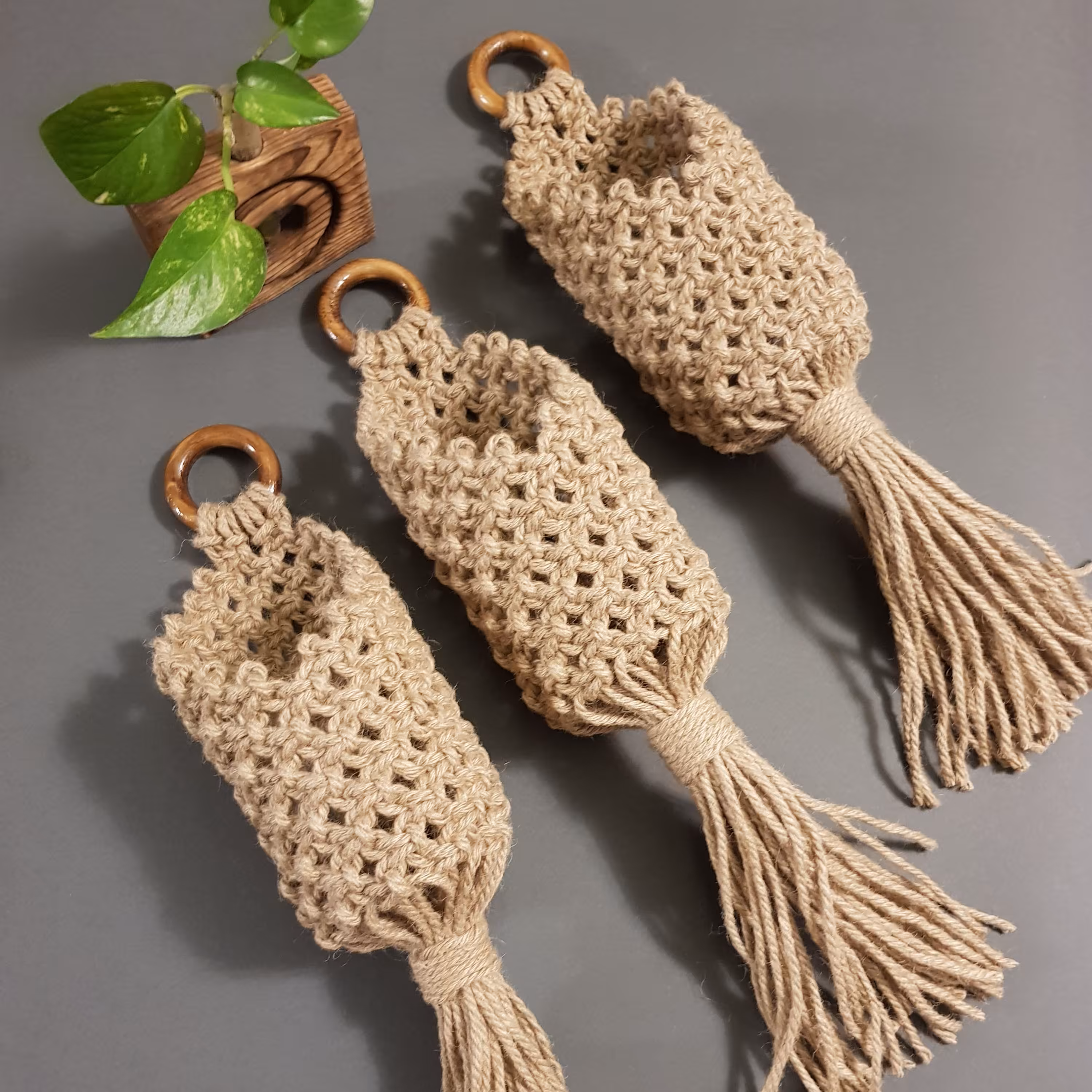 گلدان مکرومه آویز