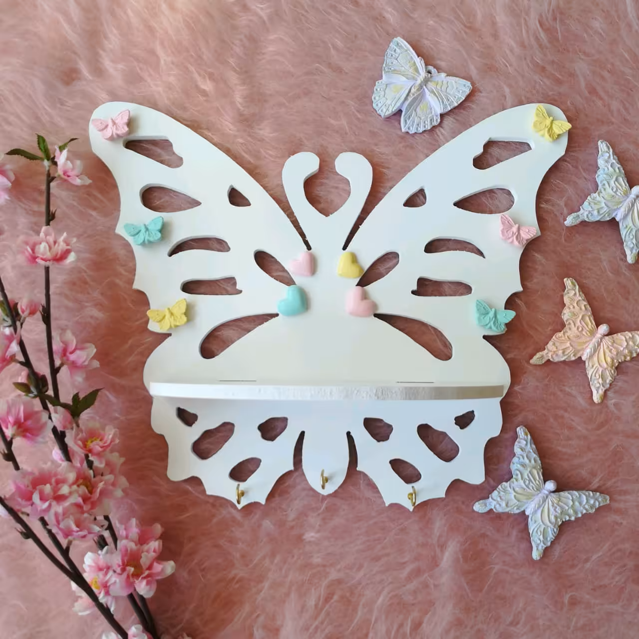 شلف پروانه جاکلیدی پروانه جاکلیدی شیک شلف سفید دکور اتاق کودک 