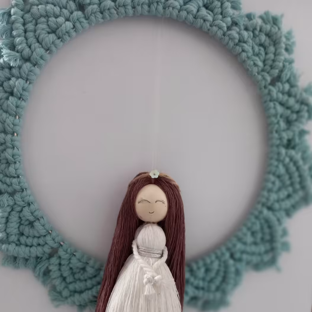 اویز مکرومه