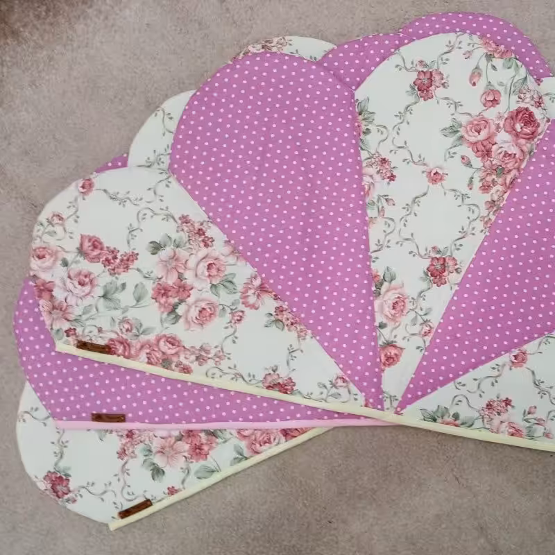 نمگیر فانتزی  (گل) تشکیل شده از 4لایه ، وسیله ای کاربردی  وزیبا وجذاب  برای خاص پسندان