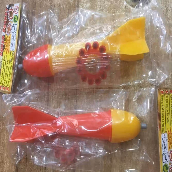 موشک ترقه زن