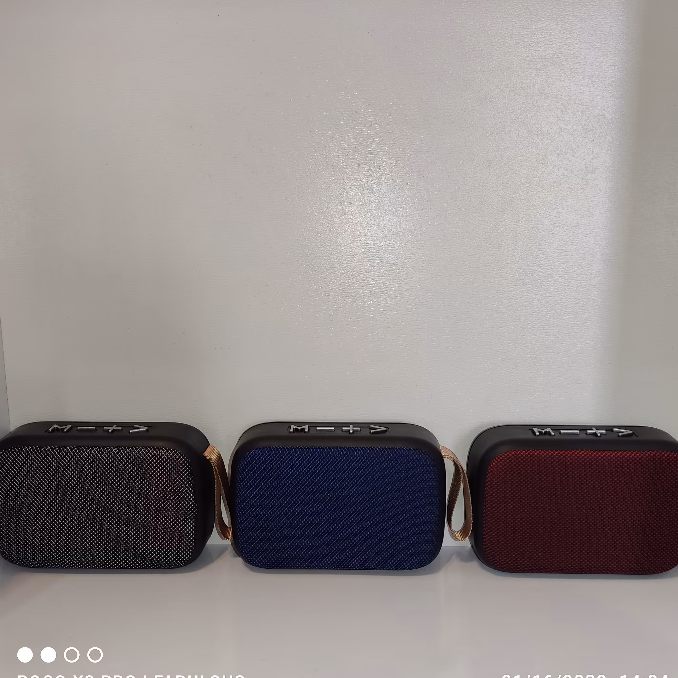 اسپیکر بلوتوث قابل حمل مدل G2 در پنج رنگ مختلف 