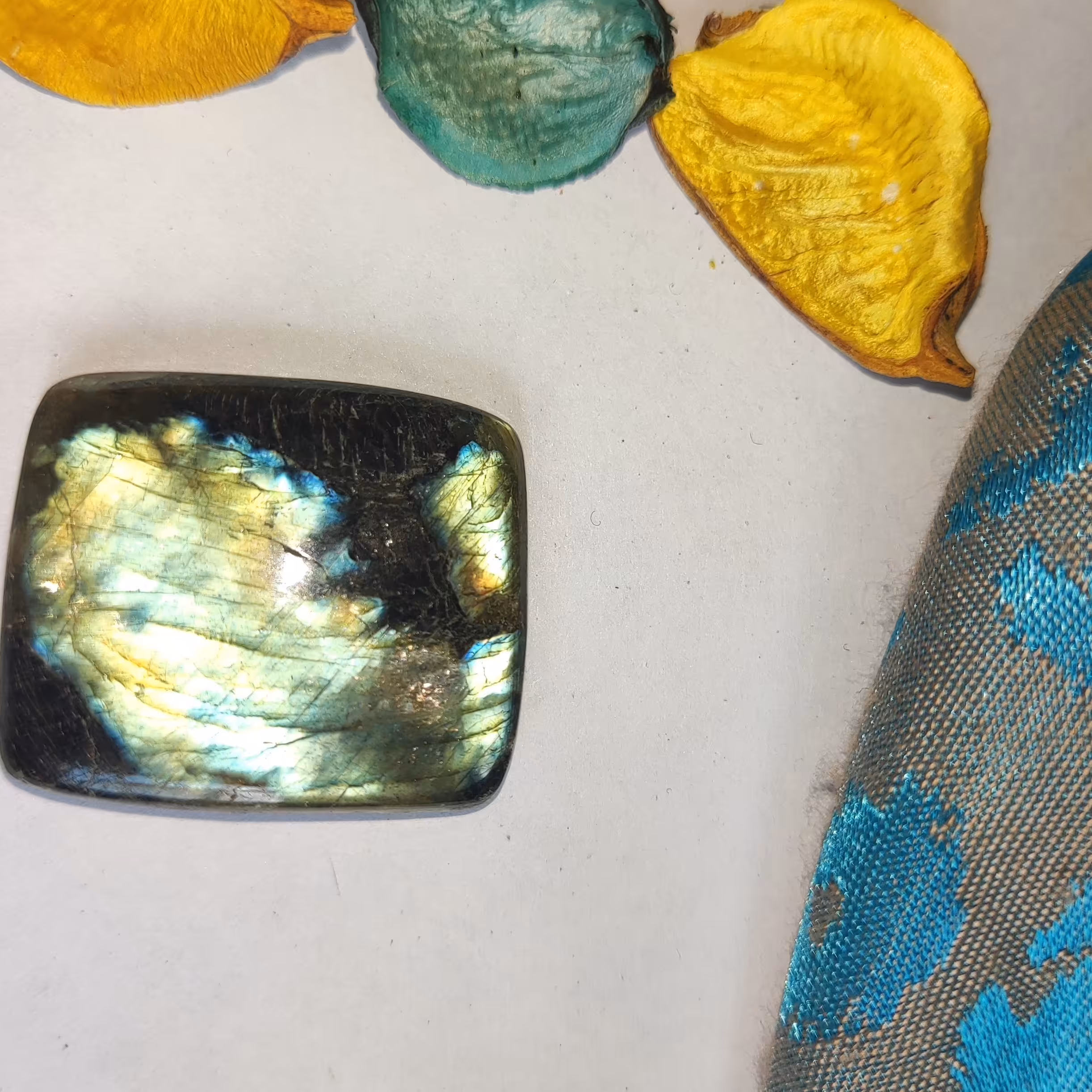 سنگ لابرادوریت 