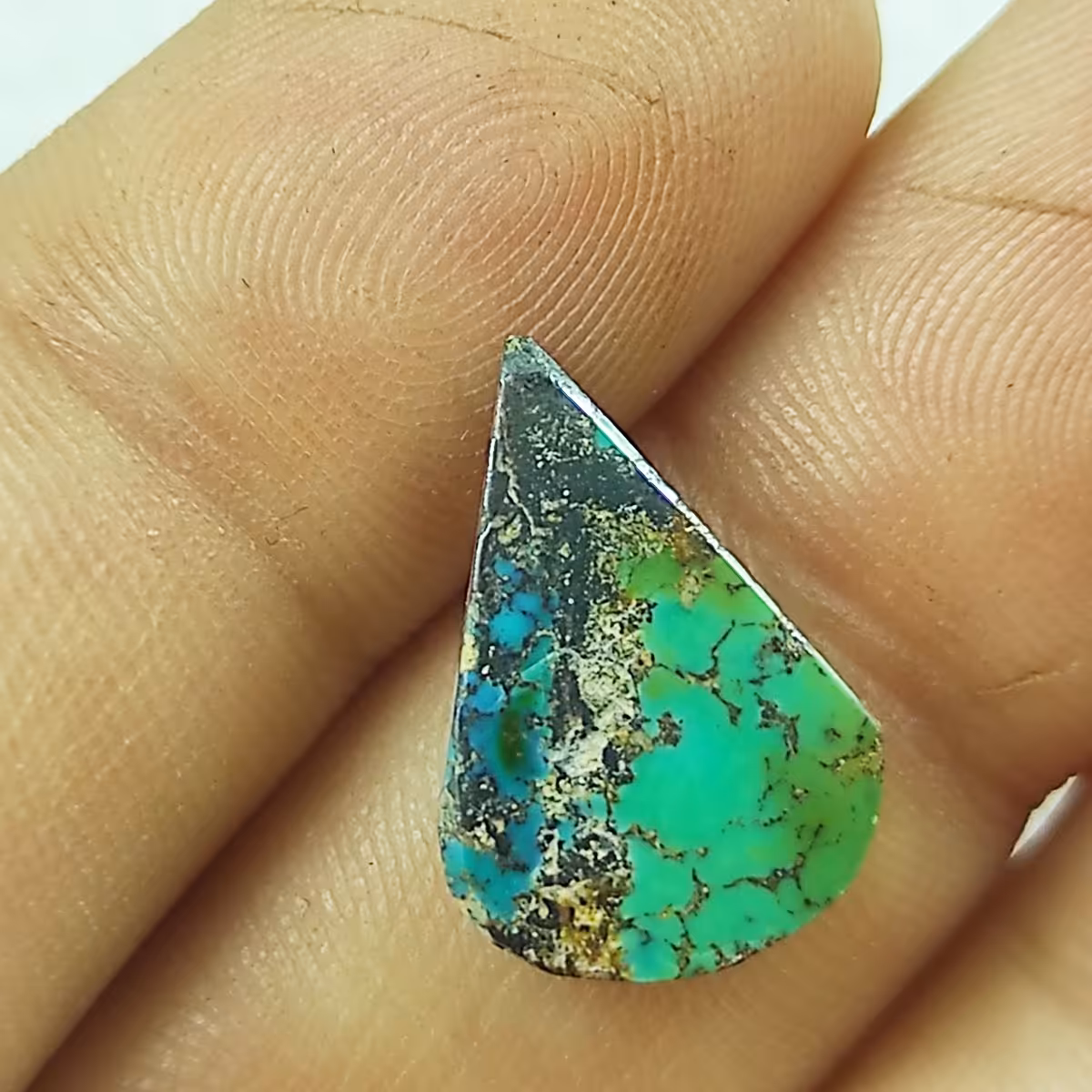 سنگ فیروزه نیشابور طبیعی مدل اشکی کد 11513796