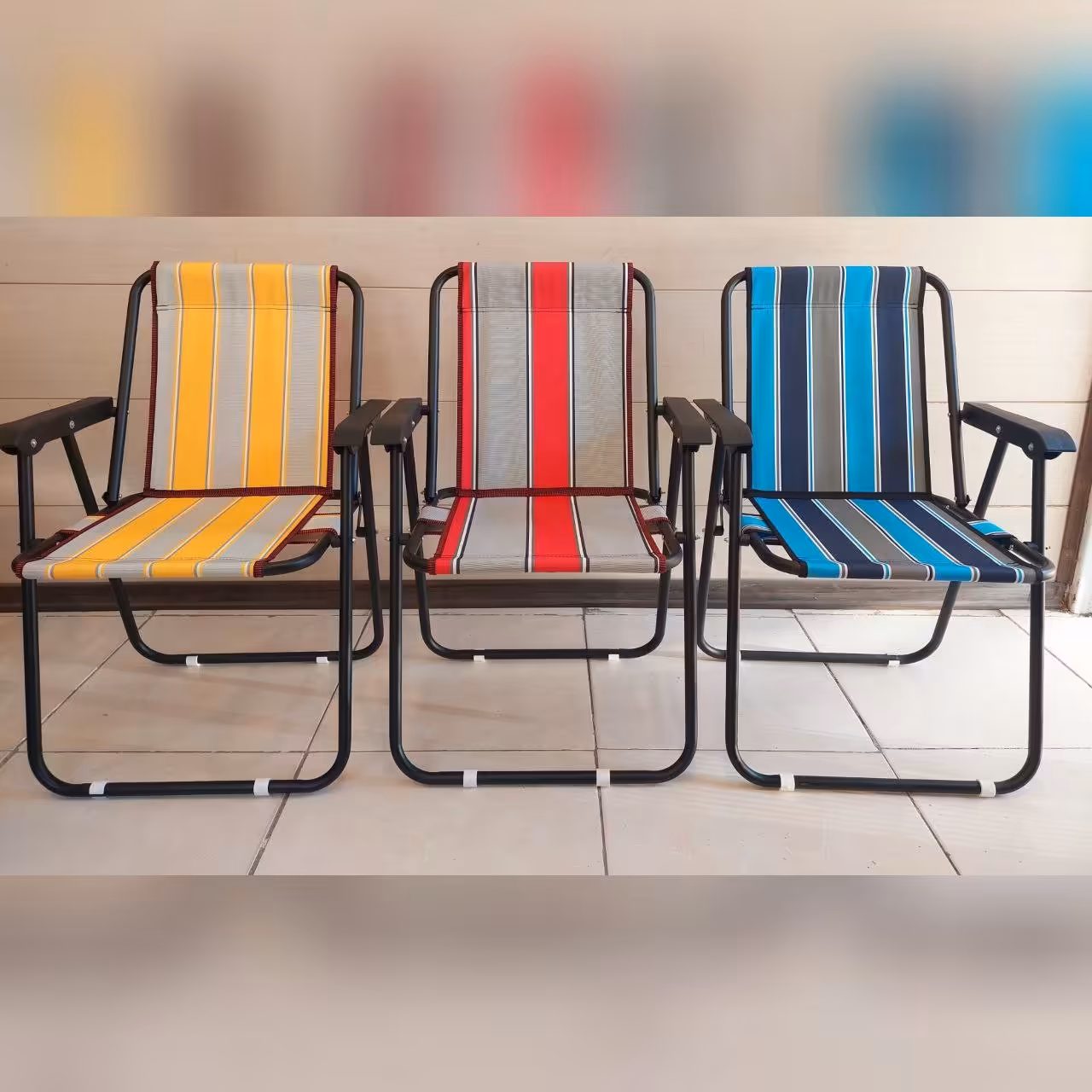 صندلی مسافرتی مبلی با پایه مشکی 