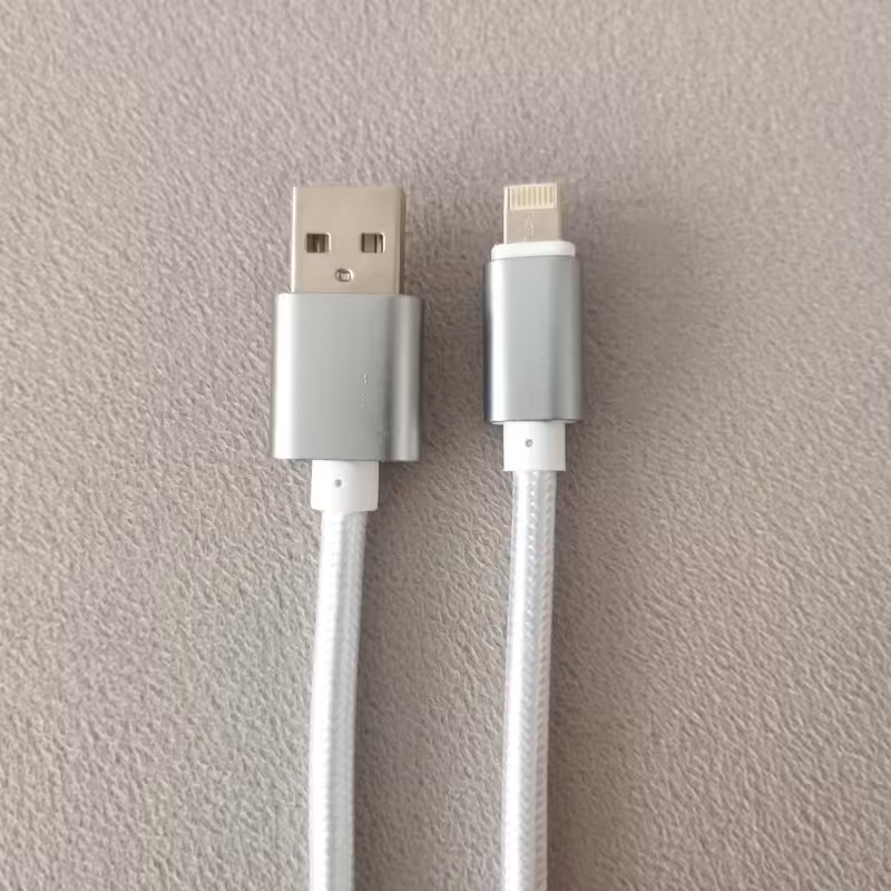 کابل تبدیل USB به لایتنینگ کد A4طول 1 متر