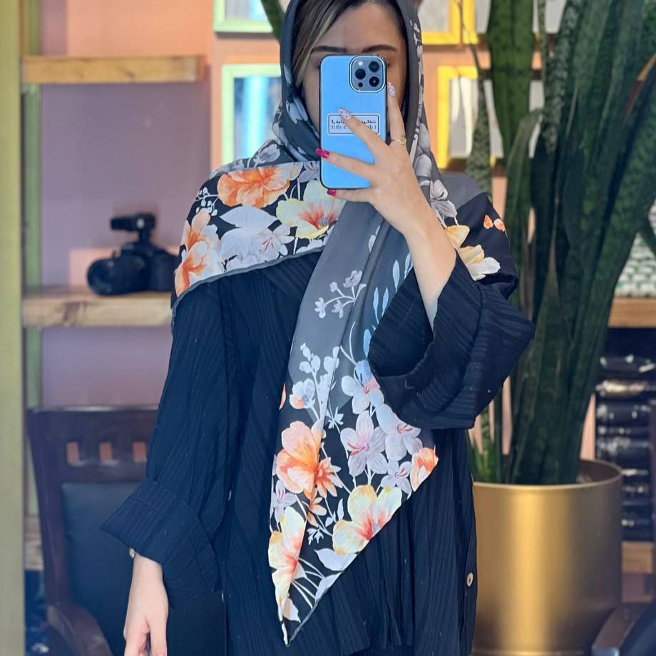 روسری نخی گلدار طوسی