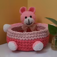 سبد تریکو به ابعاد 20 و ارتفاع 10 سانت تم خرگوش مناسب برای هدیه و نظم دهی