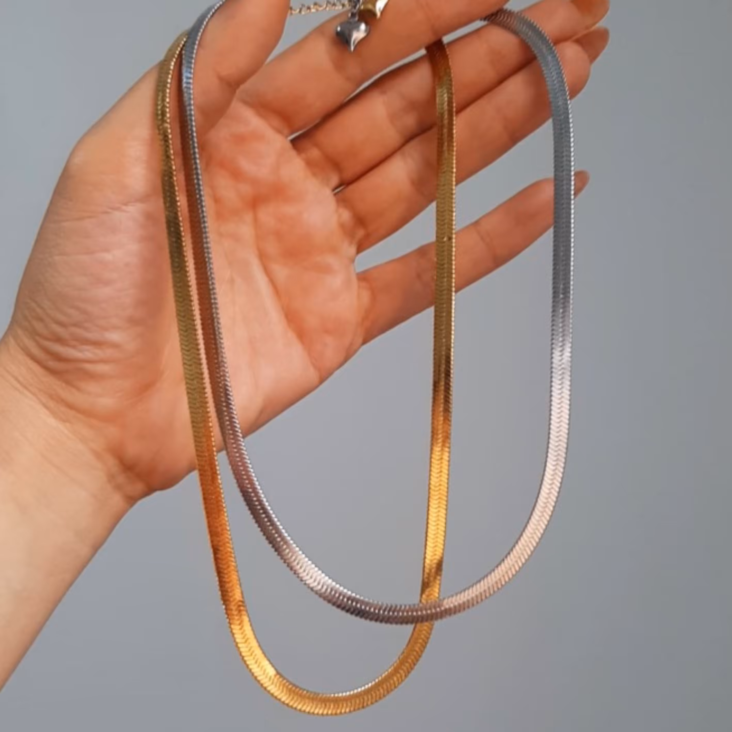 گردنبند و دستبند ماری نقره ای و طلایی استیل