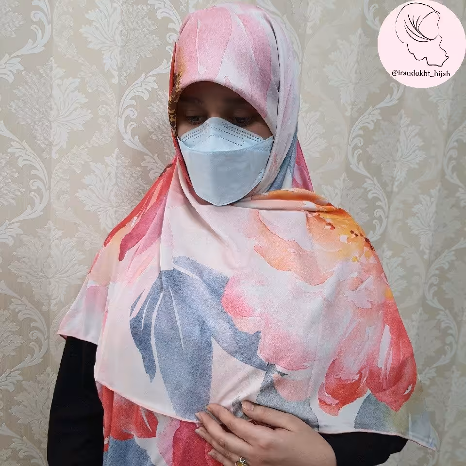 روسری کریستال،کدC5،قواره130،تنوع رنگی ندارد