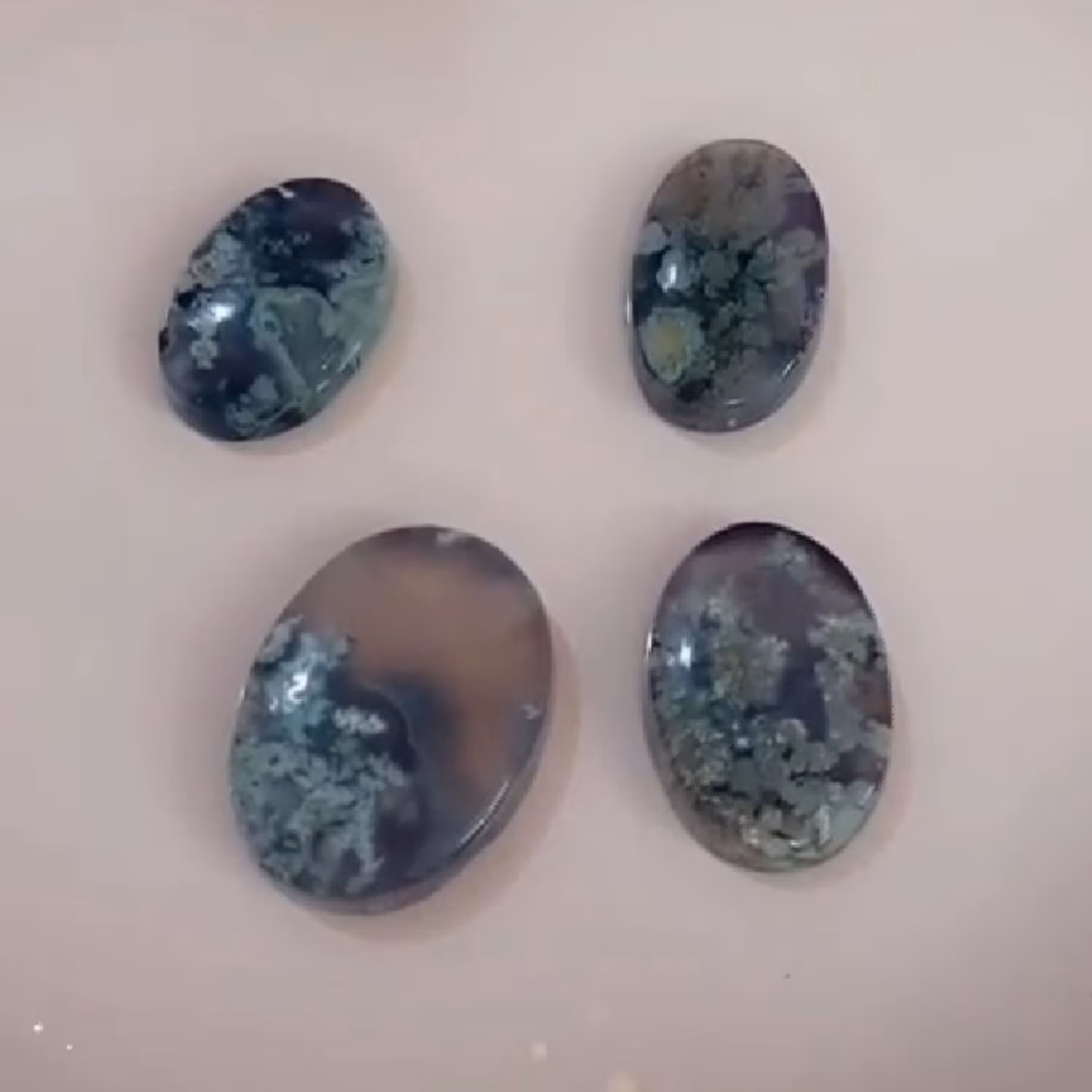 نگین عقیق شجر بهاره