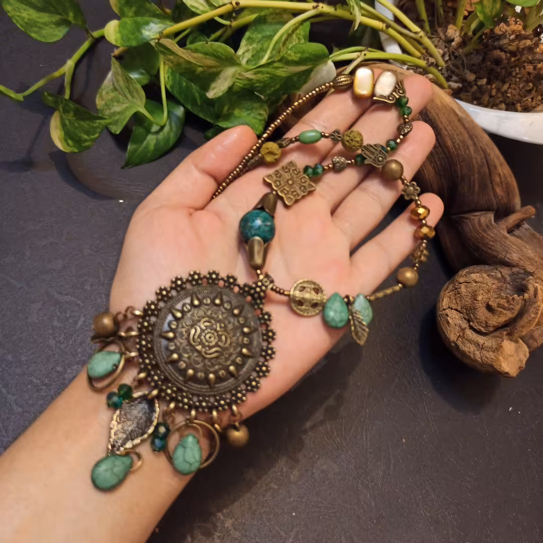 گردنبند تمام سنگ و خرجکار با سنگهای تبتی