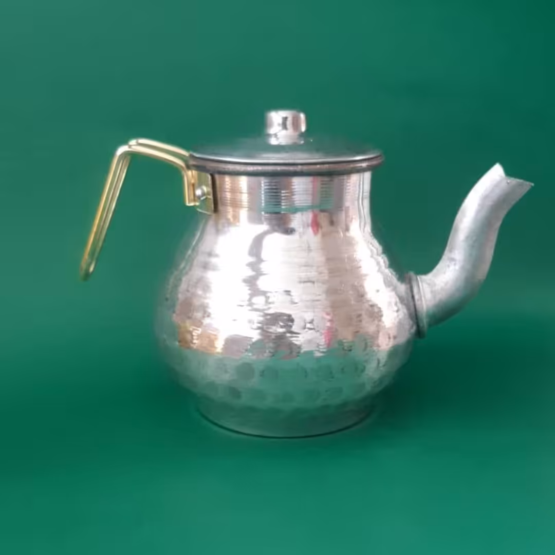 قوری دمنوش چکشی دسته طلایی