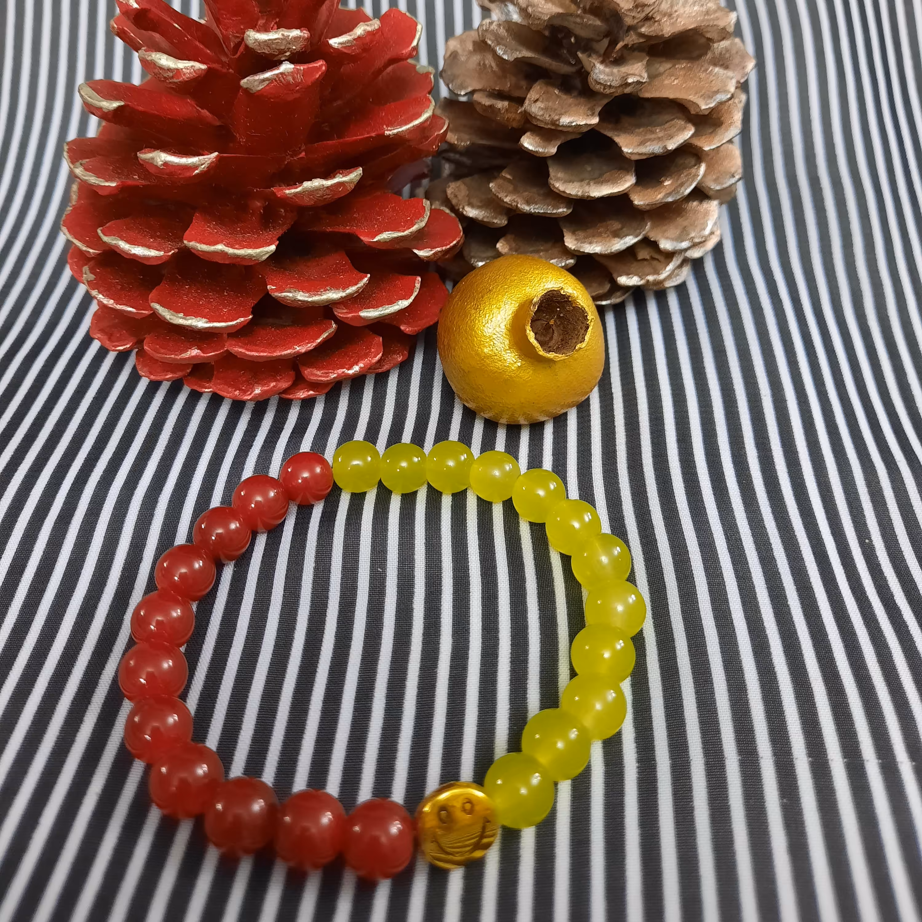 دستبند سنگی زیبا