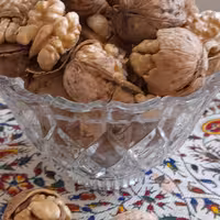 گردو سفید و خوش طعم