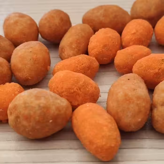 بادام زمینی روکش دار در طعم های باربکیو.پنیری.سرکه ای .پیاز جعفری 