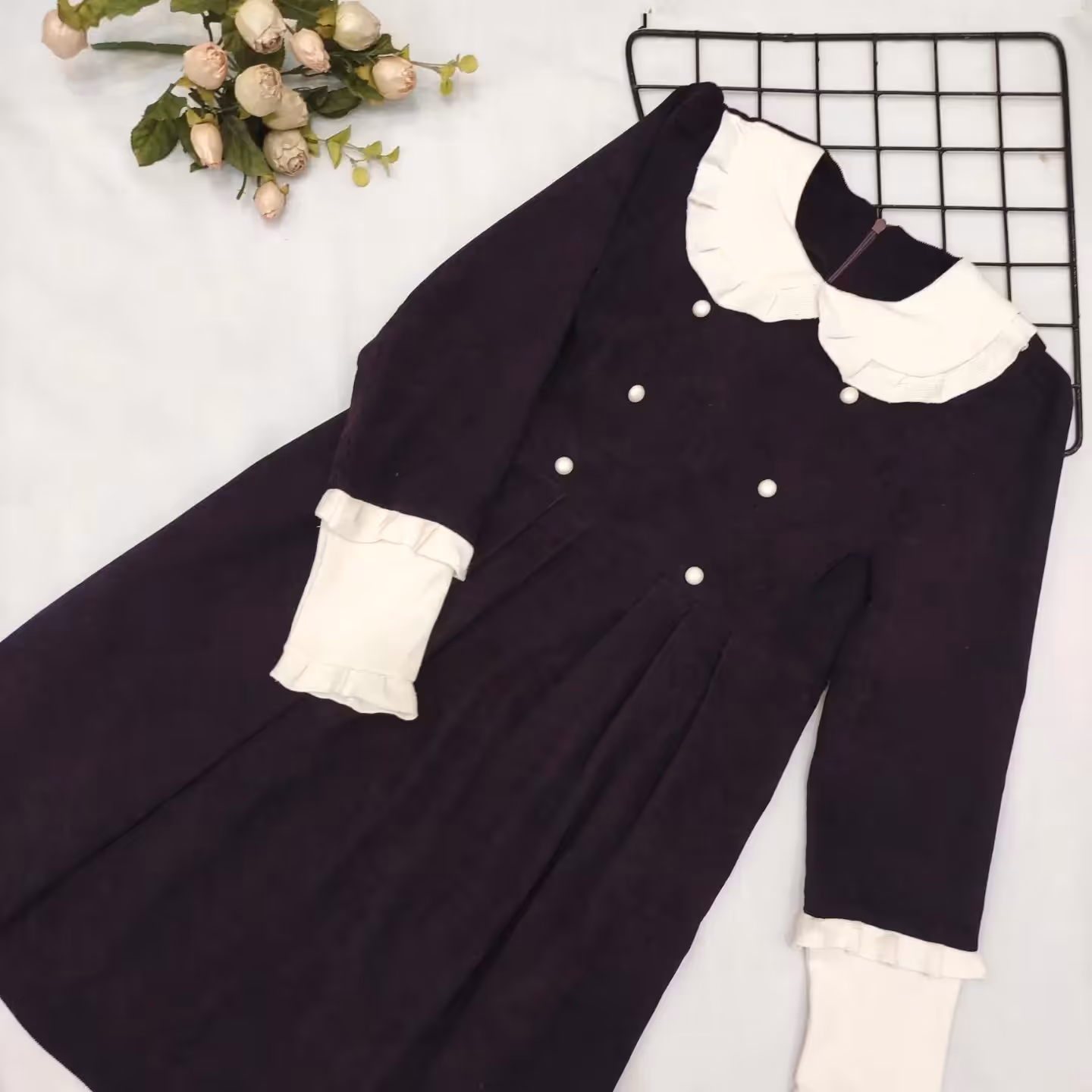 پیراهن دخترانه مخمل کبریتی بادمجونی با تزیین کشباف