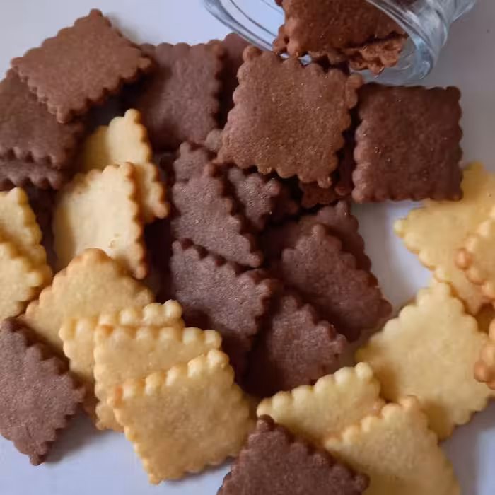 کوکی فرانسوی(وانیلی-کاکائویی-اسپرسو)