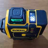 تراز لیزری دیوالت  و ماکیتاچهار بعدی 16لاین ریموت دار 