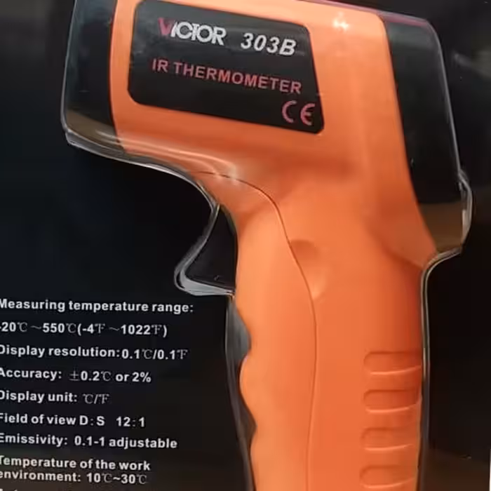 دماسنج لیزری ویکتور مدل 303B