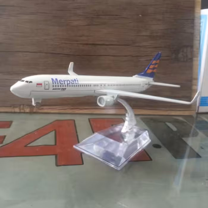 ماکت هواپیما بویینگ 700-737 Merpati اندونزی کد 3796